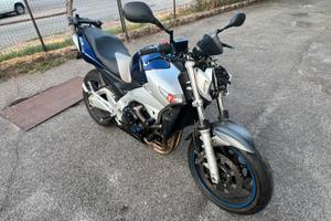SUZUKI GSR 600 2006 – DA RIPARARE