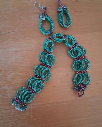 Set bracciale e orecchini perline