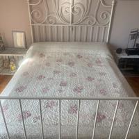 Struttura letto ikea
