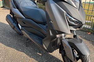 Yamaha X-Max 300
