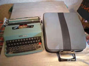 MACCHINA DA SCRIVERE OLIVETTI 32