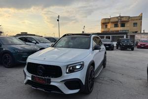 MERCEDES-BENZ GLB 180 d Automatic Premium Night