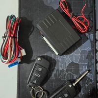 Apertura Centralizzata con 2 Telecomandi