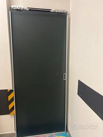 Nr. 2 porte scorrevoli