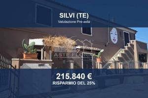 Immobile in asta di 280 m² con più di 5 locali a S
