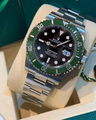 Rolex Sub Data 126610LV Maggio 2026 41mm Nuovo