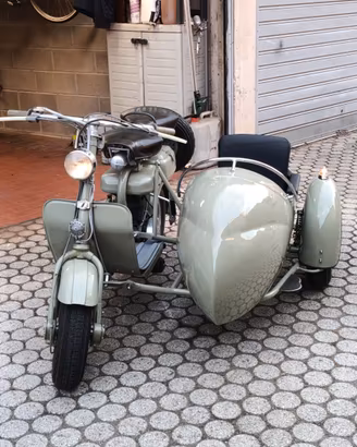 Innocenti Lambretta 125 D anno