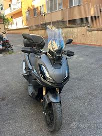 Honda ADV 350 del 2022