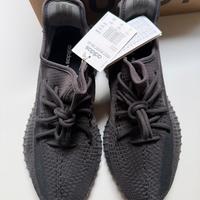 Yeezy Boost 350 V2 cinder/cinder/cinder