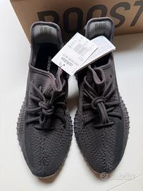 Yeezy Boost 350 V2 cinder/cinder/cinder