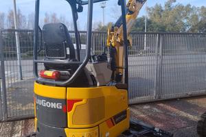 Escavatore Nuovo LiuGong 9017F (18 Quintali)