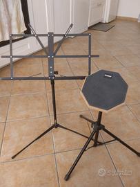 allenatore batteria e leggio porta spartito 