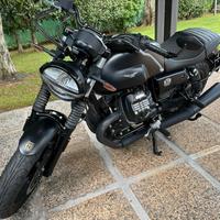 Moto Guzzi V7 IV - 2021