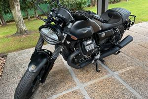 Moto Guzzi V7 IV - 2021