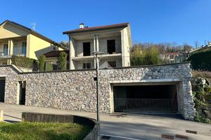 VILLA SINGOLA A OGGIONO