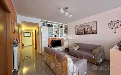 AMPIO TRILOCALE CON BOX DOPPIO