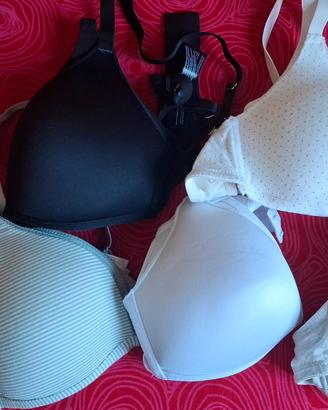 set 4 reggiseni 