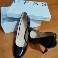 Décolleté Guess nero lucido