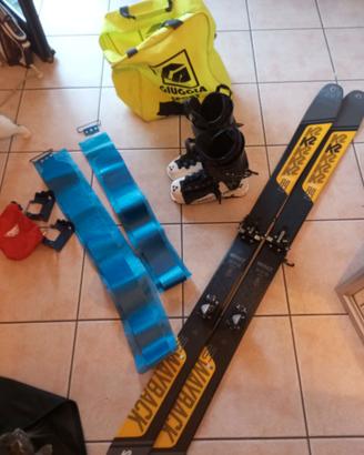 Sci alpinismo donna , scarpone,pelli e ramponi.