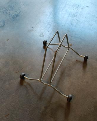 Porta bici singolo con rotelle