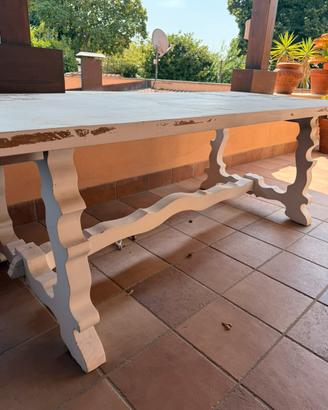Tavolo in legno