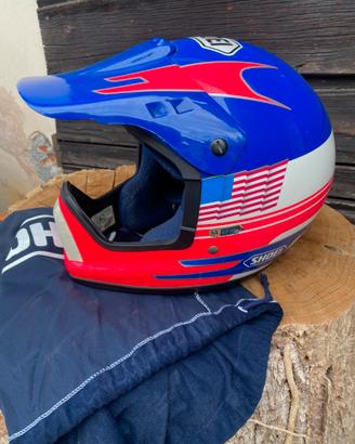 Casco shoei