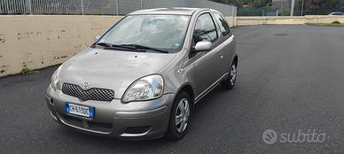 Toyota Yaris 1.0 anno 2003