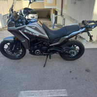 Moto Morini X-Cape 650