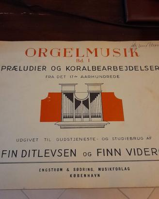 Orgelmusik Vol.1. Praeludier og koralbearbejdelser