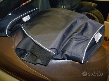 Coprimani TUCANO per scooter acqua/freddo in nylon
