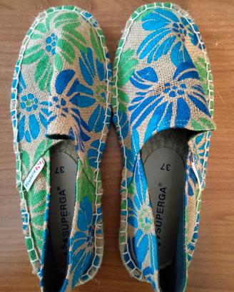 Scarpe mai indossate