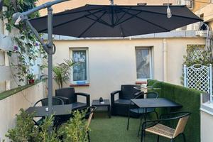 Adiacente centro storico, monolocali arredati