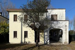 VILLA SINGOLA A CARBONERA