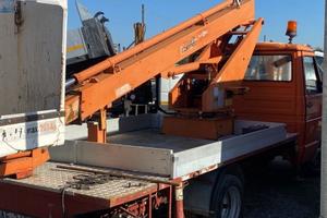 Piattaforma autocarrata