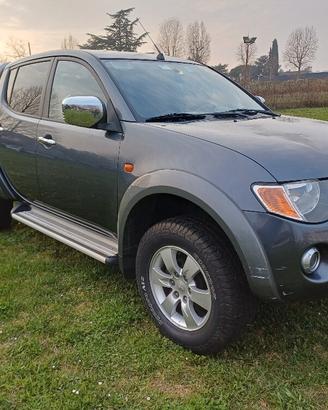 Mitsubishi L200 2.5 DI-D 136 Cv Double Cab Pick-Up