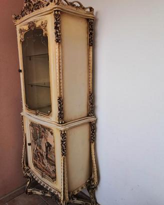 vetrina  antica 