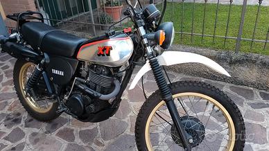 Yamaha XT 400