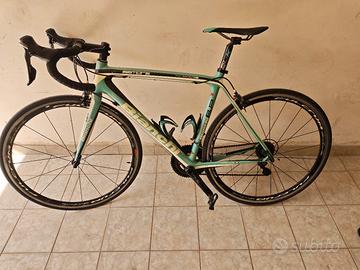 bici da corsa Bianchi 