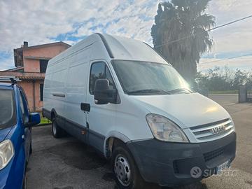 Iveco gran volume Furgone