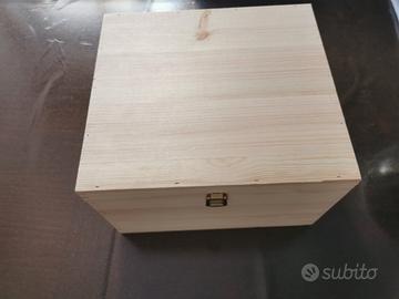 Cassette in legno nuove  per vino o altro 