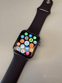 apple watch serie 4 acciaio 44 mm.