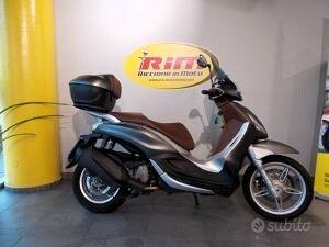 Piaggio Beverly 350