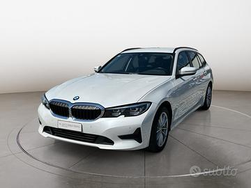 BMW 316d Touring mhev 48V Luxury auto