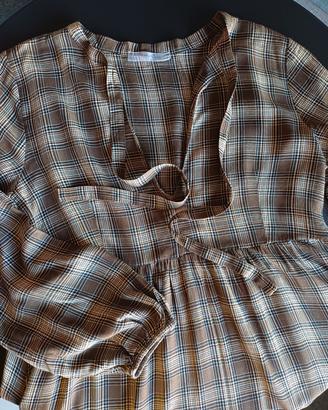 Vestito corto modello babydoll 
