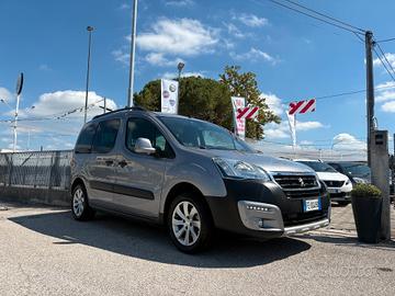 Peugeot Partner Tepee BlueHDi 120 Outdoor