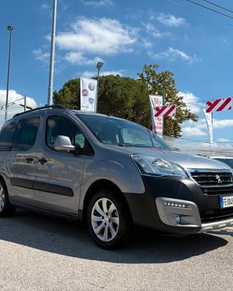 Peugeot Partner Tepee BlueHDi 120 Outdoor