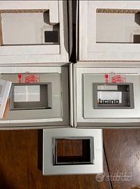 Acolute placche in vetro