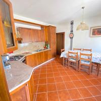 Casa indipendente con due appartamenti