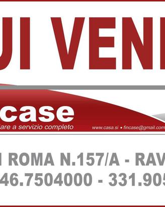 Attico / Mansarda di 220 m² con più di 5 locali e 