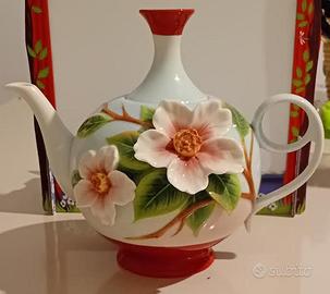 Franz Collection Everlasting Love Camelia Teapot